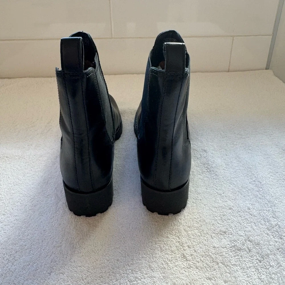 Soludos Black Greenpoint Chelsea Boot Size 10 with Box - Picture 4 of 13